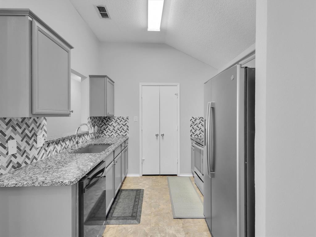 7520 Arbor Hill Drive