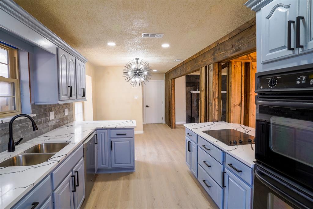 2302 Greenhill Drive