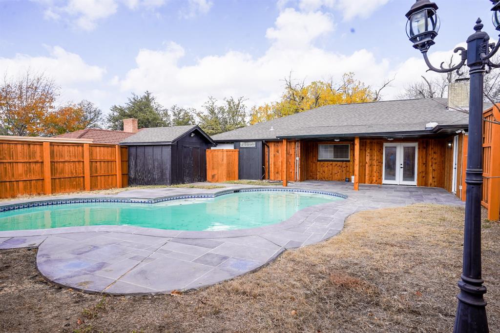 2302 Greenhill Drive