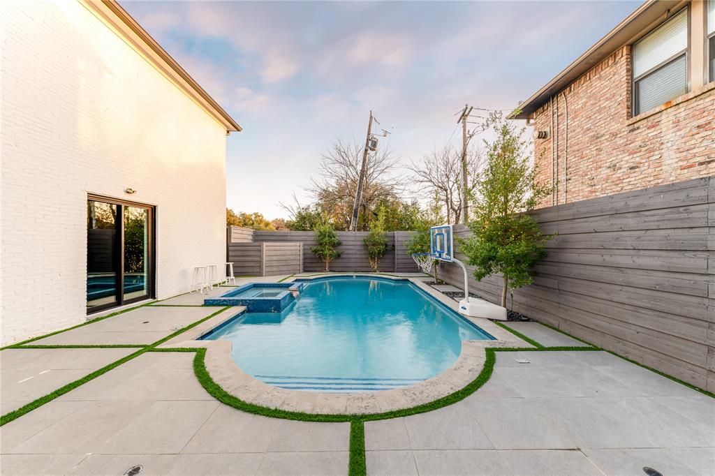 Preston Place - Residential