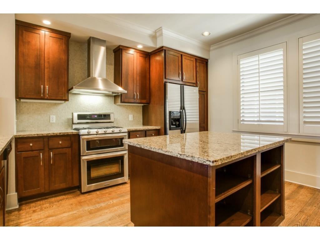 Park Cities Twnhms Amd - Residential Lease