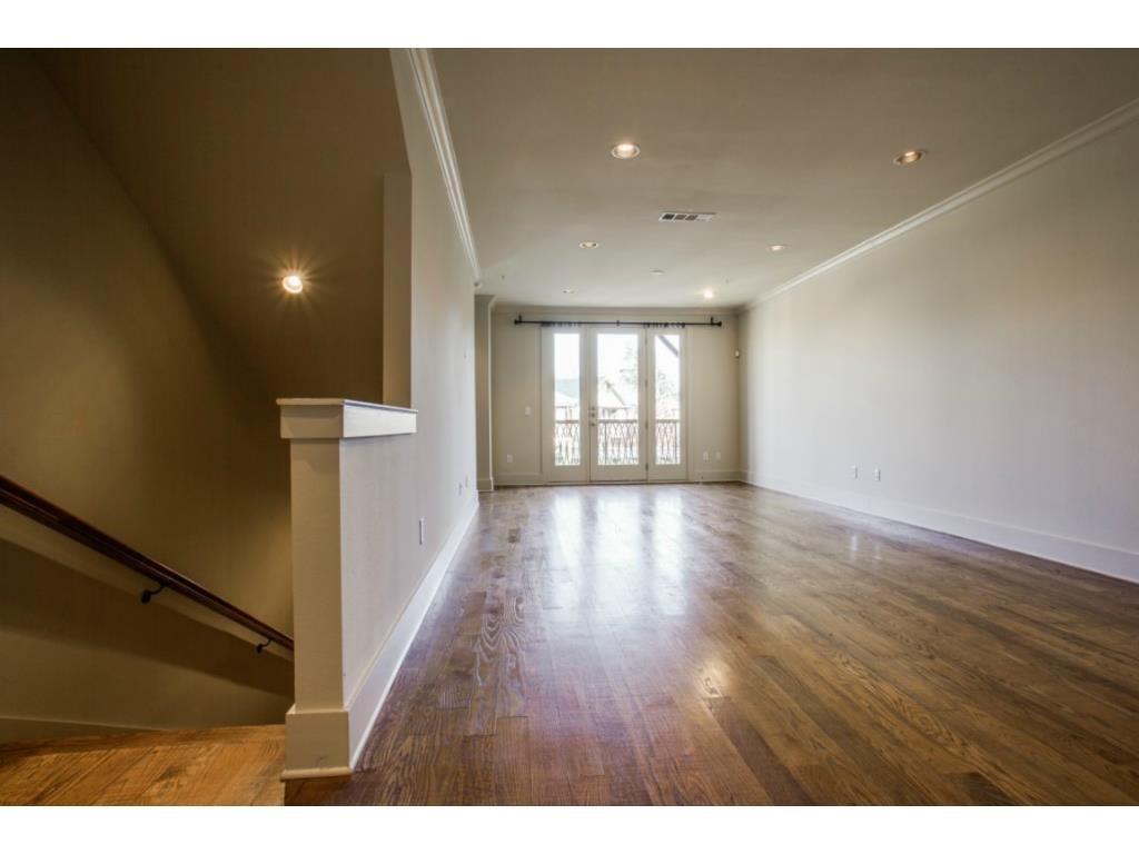 Park Cities Twnhms Amd - Residential Lease