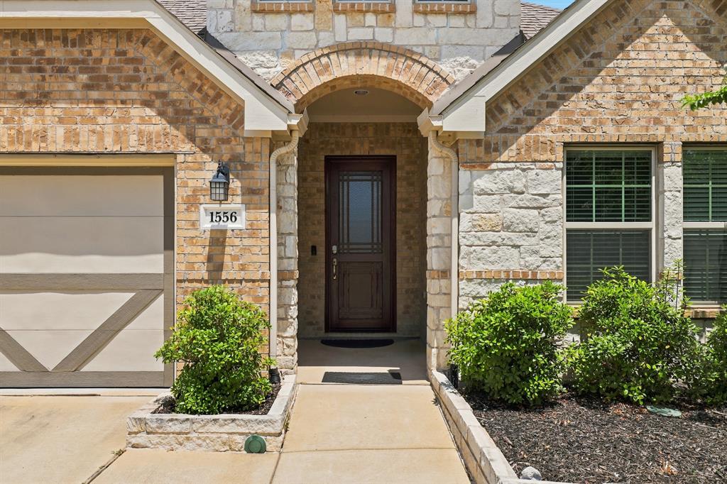1556 Seminole Drive