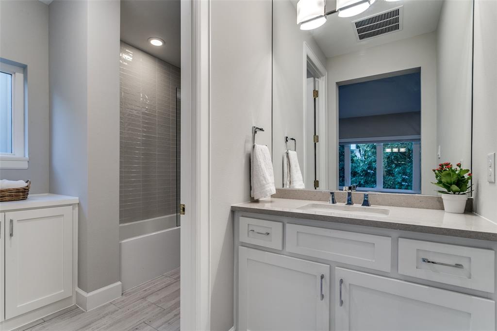 Lakewood Estate - Residential