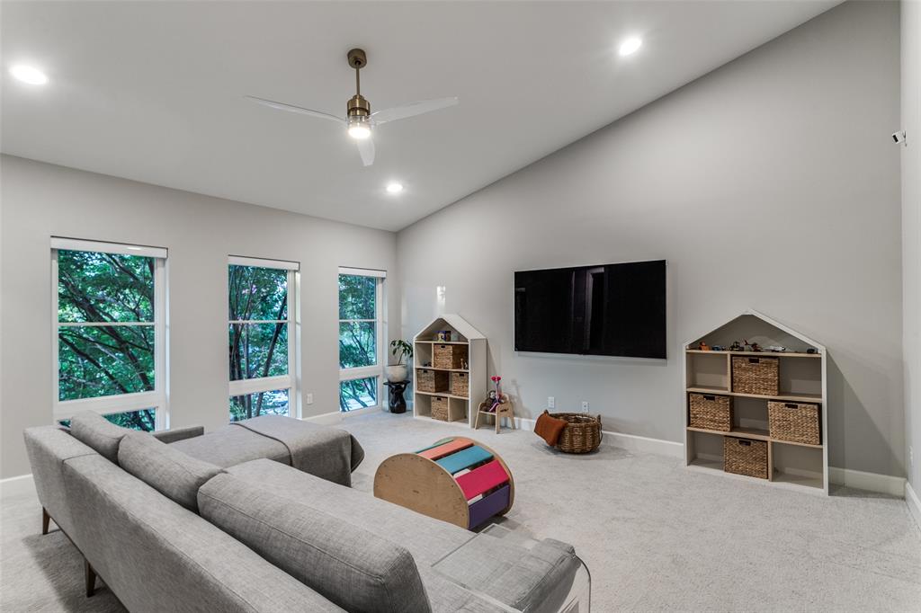 Lakewood Estate - Residential