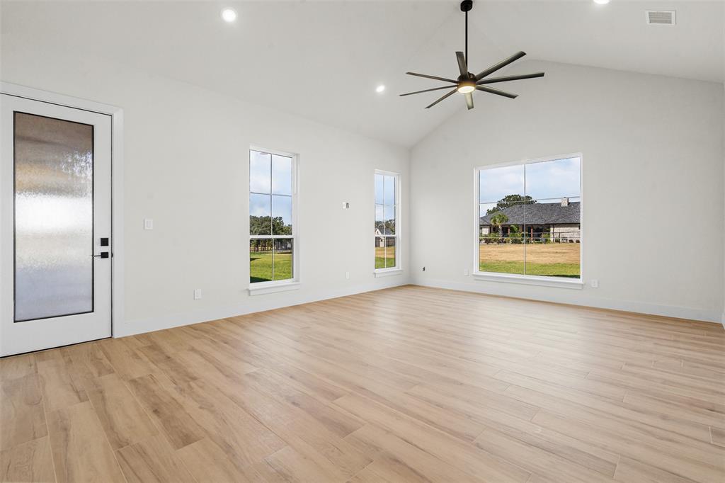 VERIDIAN POINT - Residential