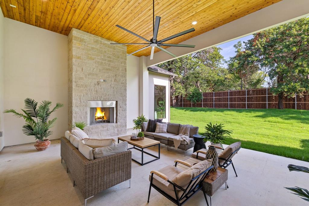 Preston Manor - Residential