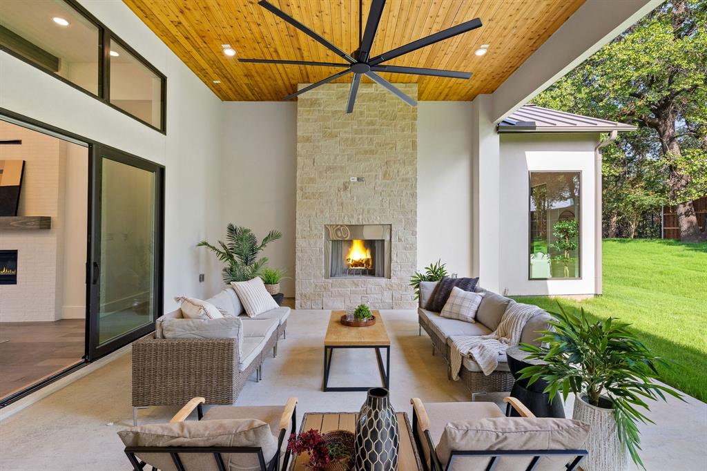 Preston Manor - Residential