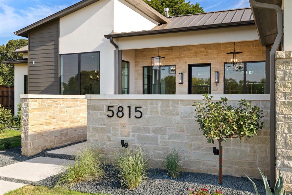 Preston Manor - Residential