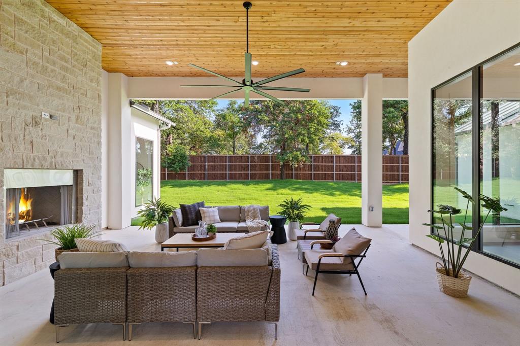 Preston Manor - Residential