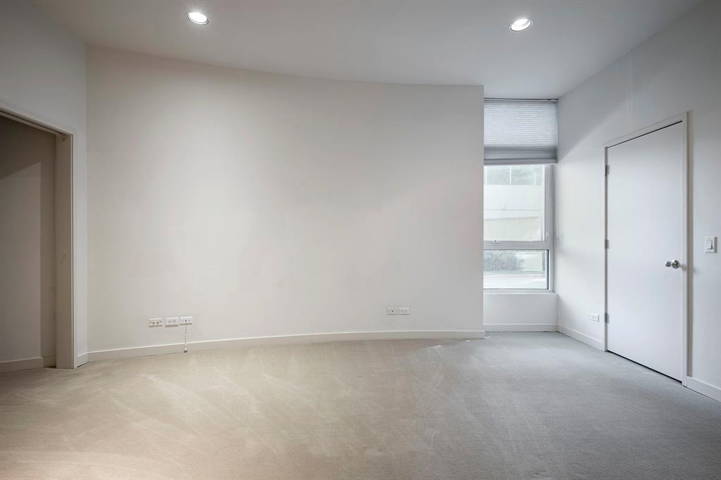 Parkwood Twnhms Add - Residential Lease