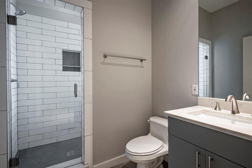 Parkwood Twnhms Add - Residential Lease