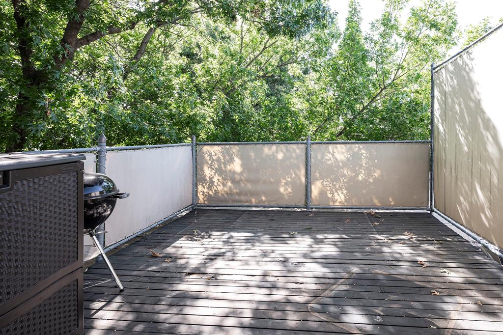 Parkwood Twnhms Add - Residential Lease