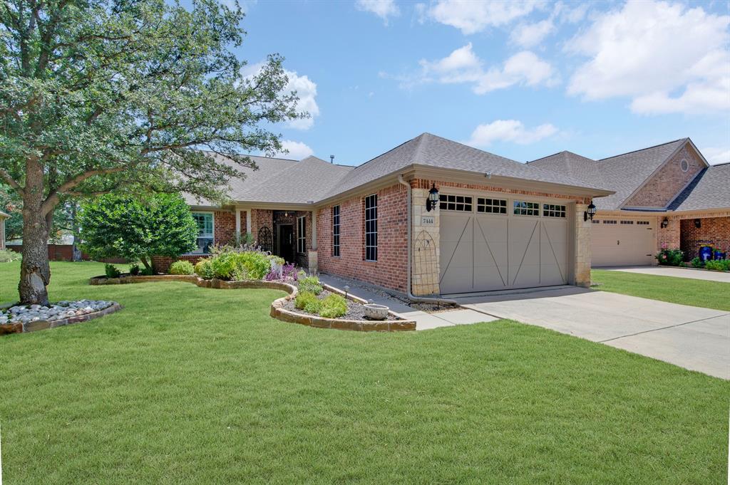 7444 Saint Petersburg Drive