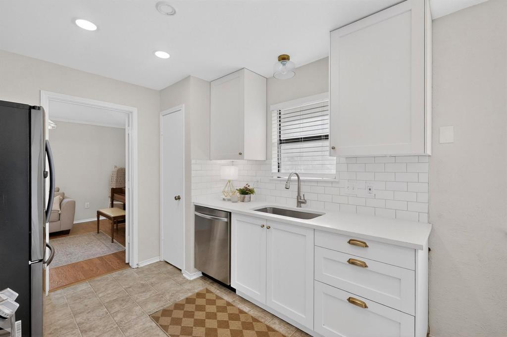 Lewisville Valley 4 Sec B Ph 1 - Residential Lease