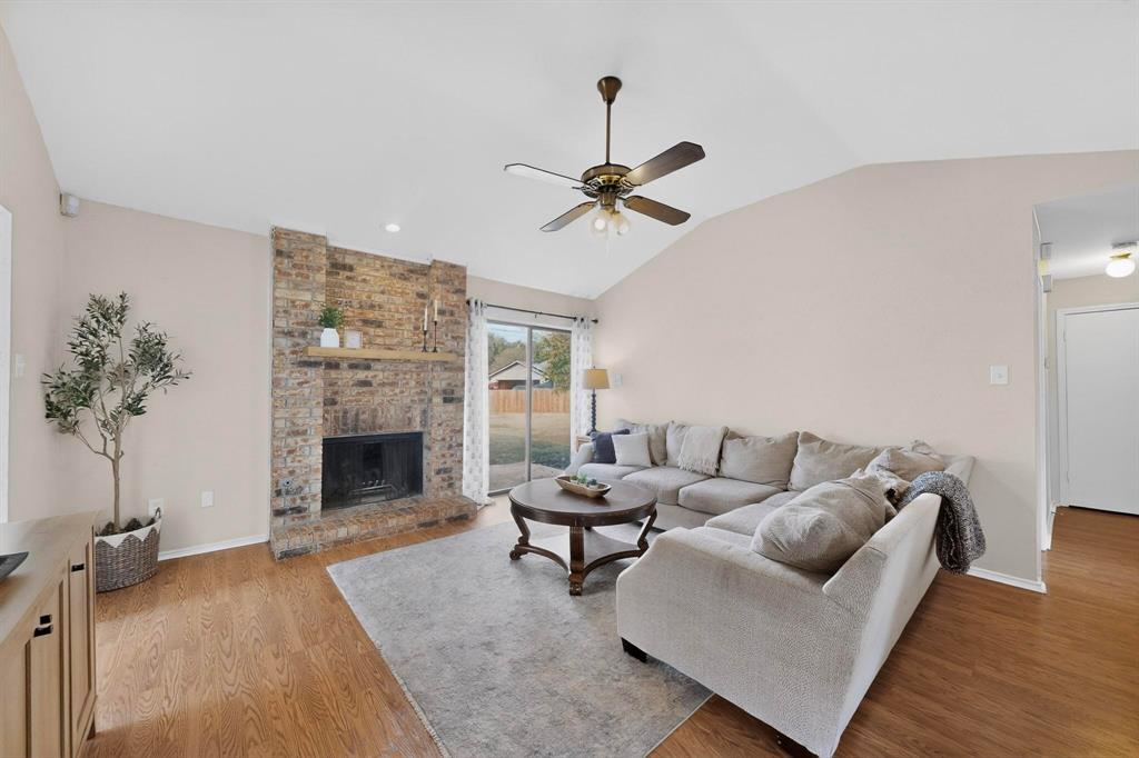 Lewisville Valley 4 Sec B Ph 1 - Residential Lease