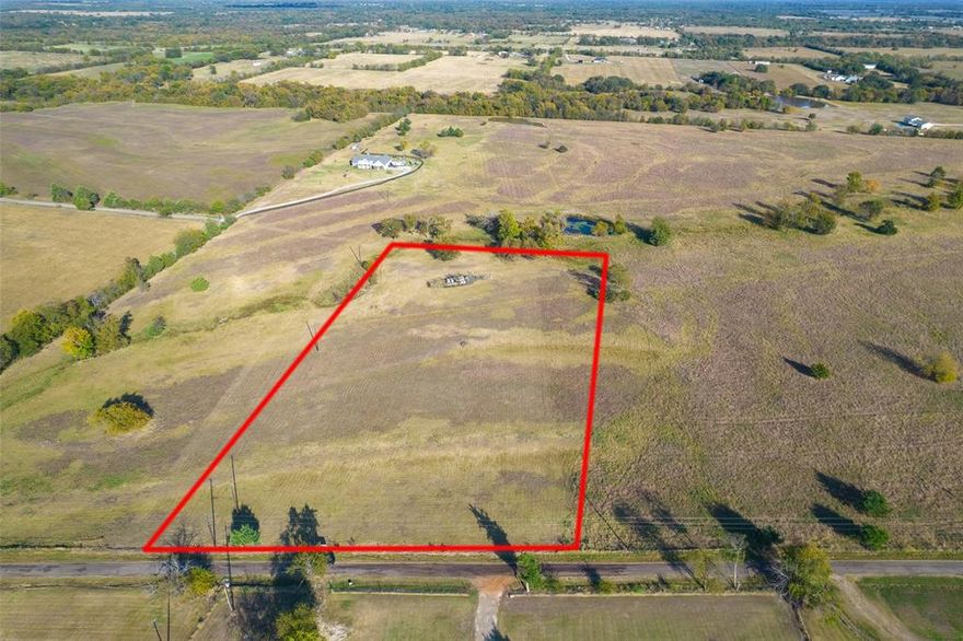 Discover the beauty of country living with this stunning 5-acre parcel, offering the perfect setting to build your dream home. Nestled in a peaceful rural area, this property provides the tranquility of open spaces while maintaining proximity to modern conveniences. Whether looking for a quiet getaway, a place to raise a family or a future investment, this property has it all. Don’t miss this opportunity to create your private haven! Contact us today for more details or to schedule a tour.