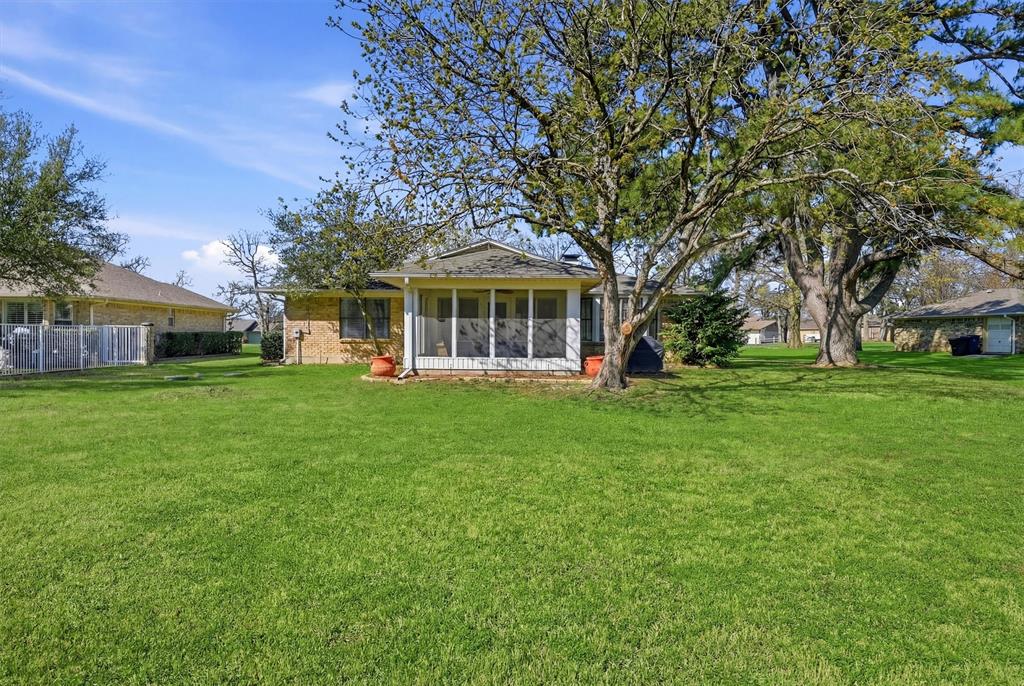 Lake Kiowa - Residential