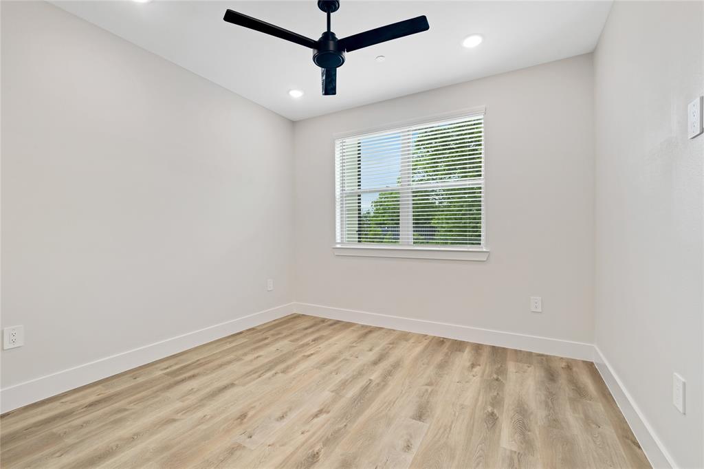 408 Foch Street 203