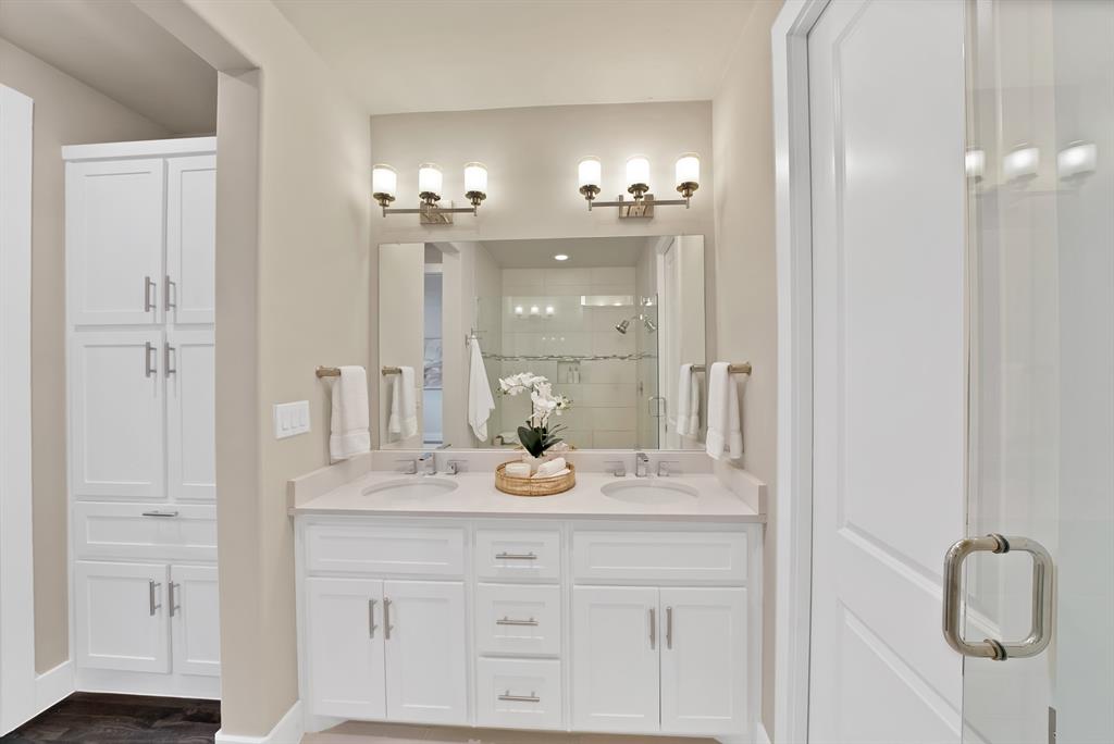 Flora Street Townhomes - Residential