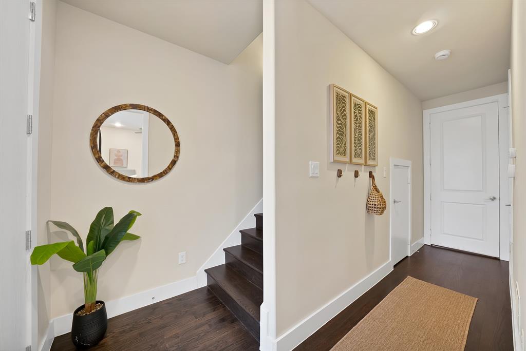 Flora Street Townhomes - Residential