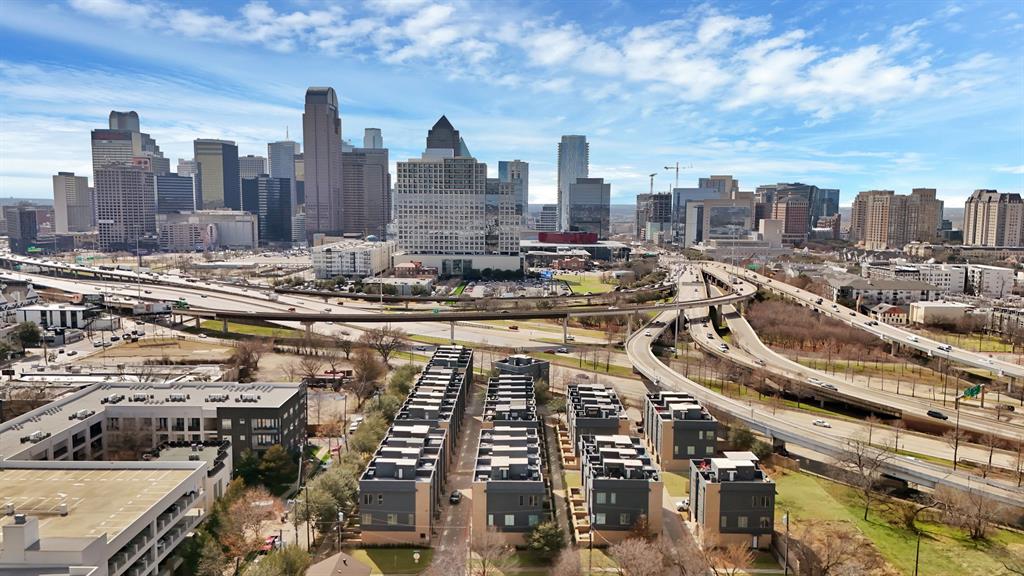 Flora Street Townhomes - Residential