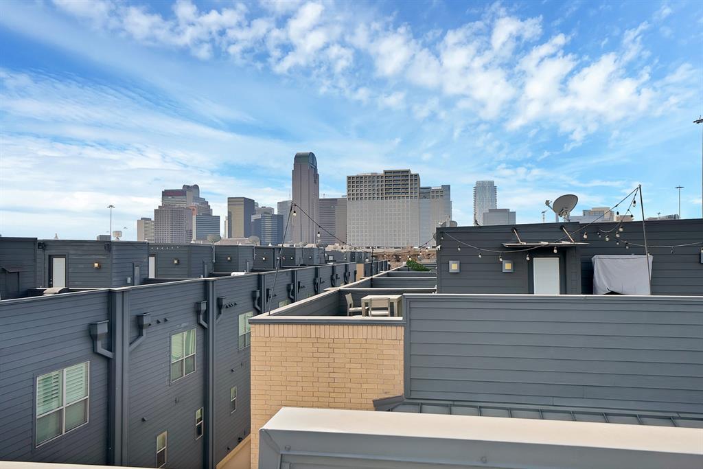 Flora Street Townhomes - Residential