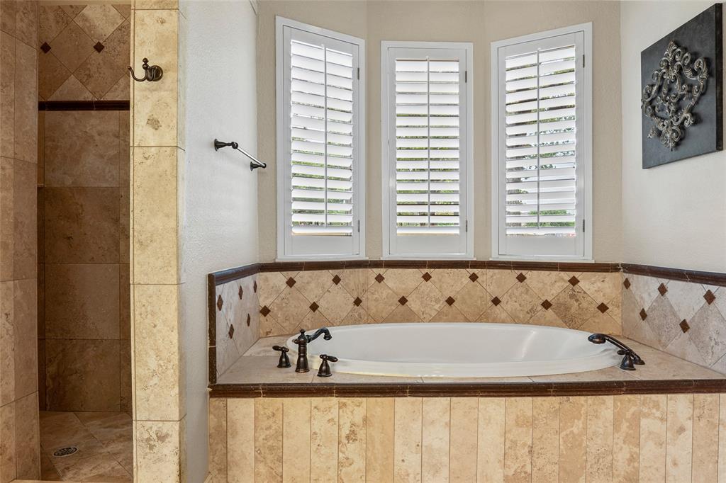 Hickory Hill Est - Residential