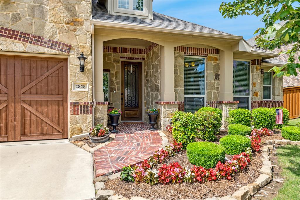 2828 Mariposa Drive