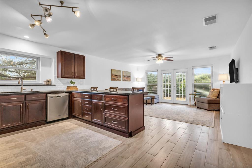 Westchester-Flower Mound 3 - Residential