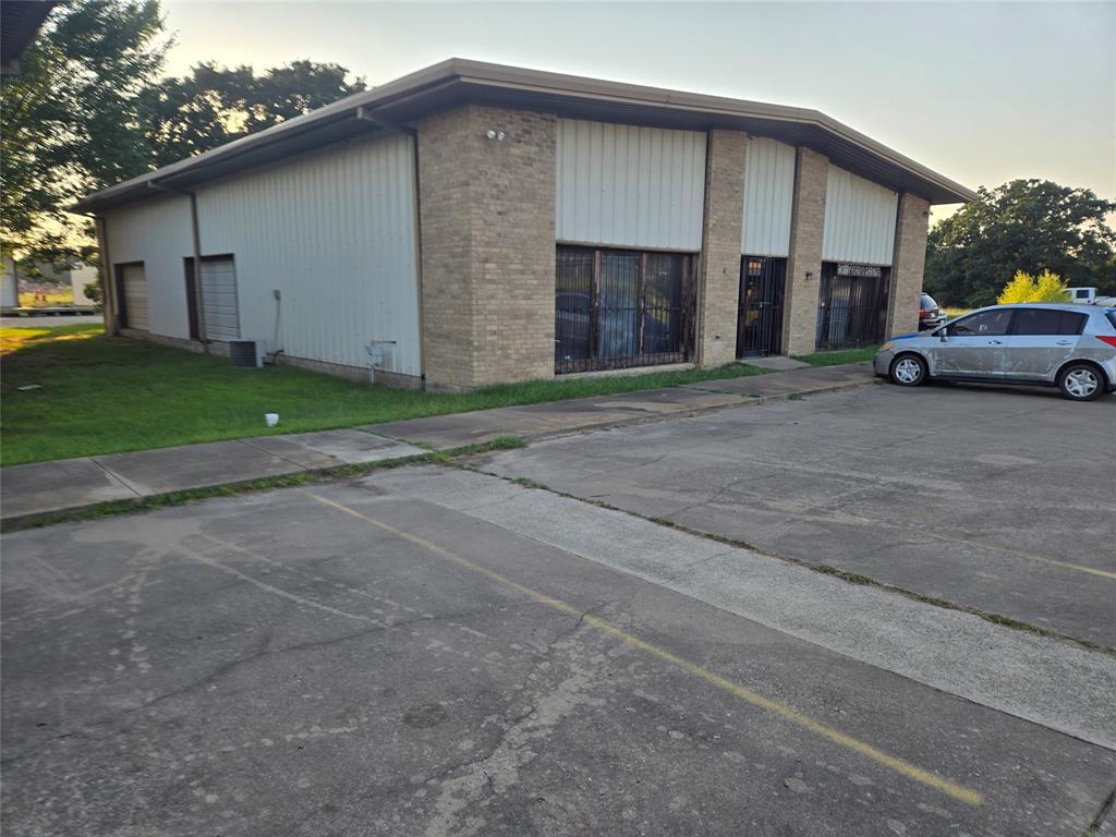 West Pampa Addition - Commercial Sale