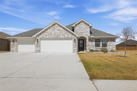 Photo of 225 Trevor Lane, Greenville, TX 75402 (MLS # 21393276)