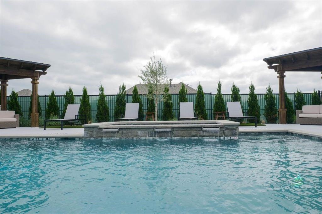 Ladera Tavolo Park - Residential