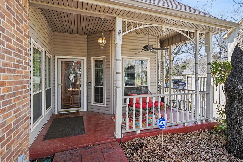 1925 Highland Park Circle