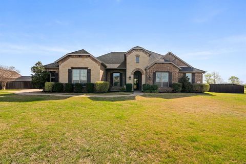 Photo of 100 Brookview Court, Waxahachie, TX 75165 (MLS # 21213114)
