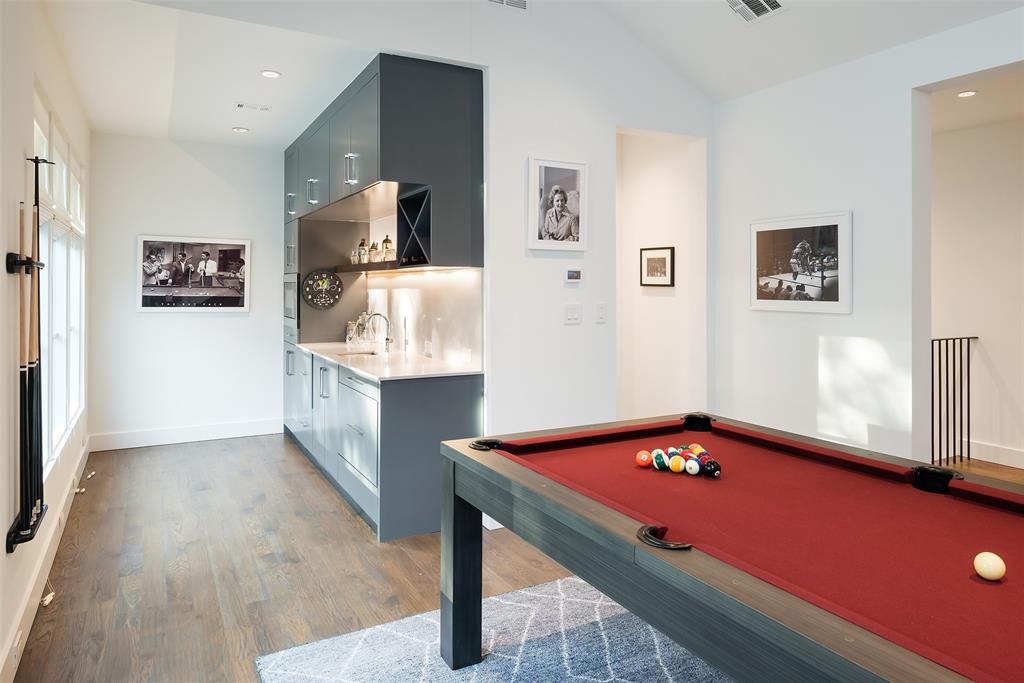 University Blvd Terrace - Residential