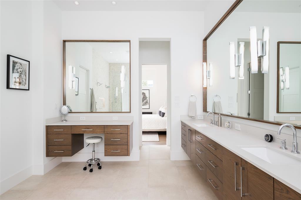 University Blvd Terrace - Residential