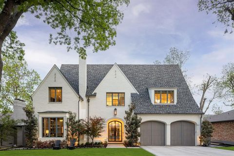 Photo of 7002 Merrilee Lane, Dallas, TX 75214 (MLS # 21245213)