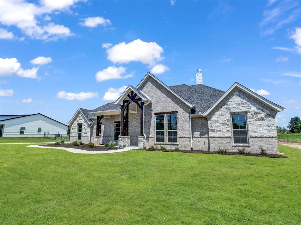 989 County Road 1304