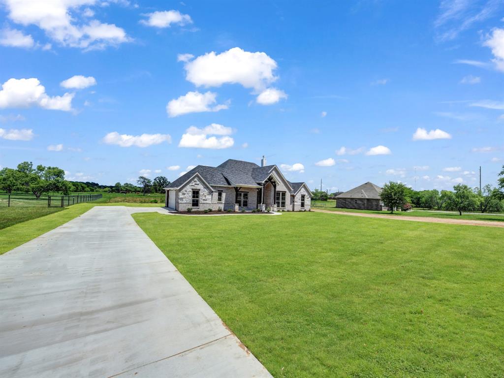 989 County Road 1304
