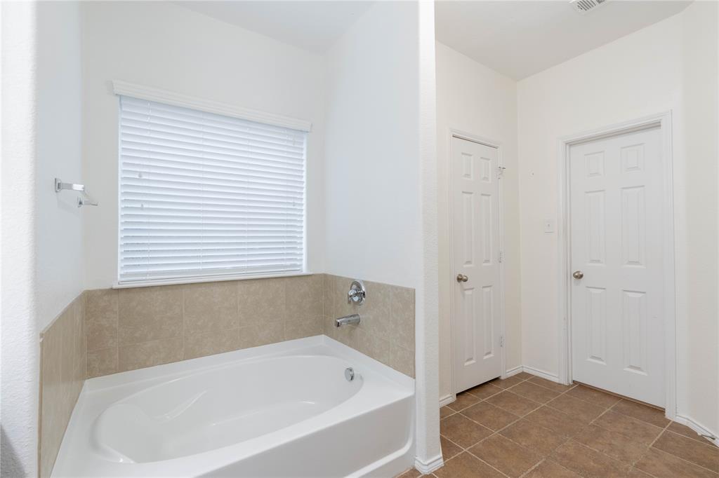 Villages Of Carmel Ph I - Residential Lease