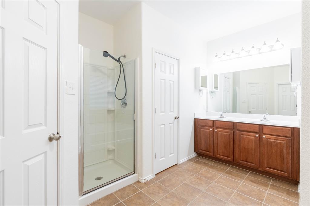 Villages Of Carmel Ph I - Residential Lease