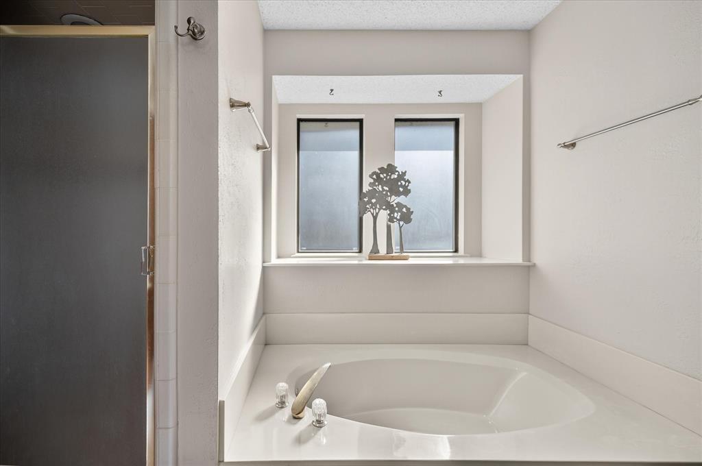 Enchanted Lake Estate - Residential