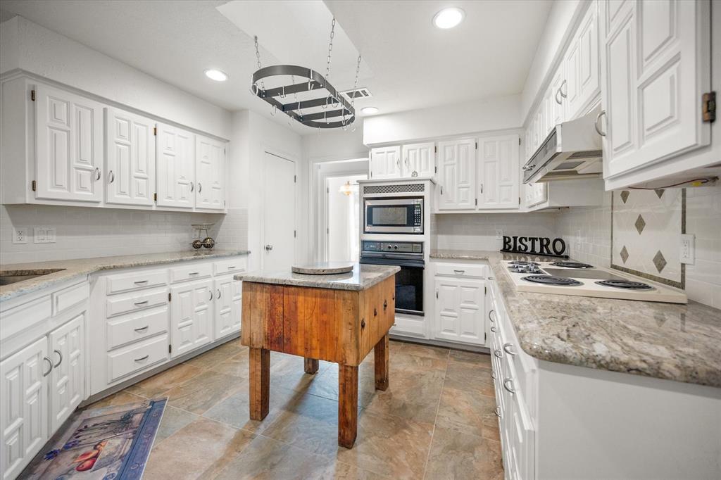 Enchanted Lake Estate - Residential