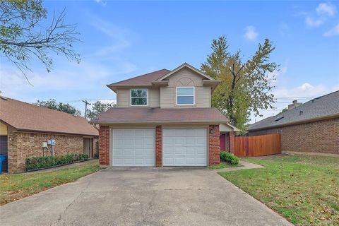 1332 Azalia Bend Lewisville TX 75067