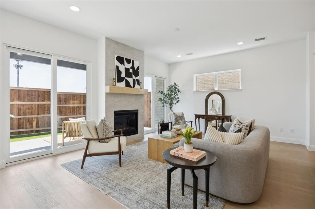 White Rock Trail Add - Residential