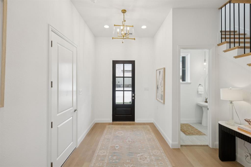 9348 Charlie Lane