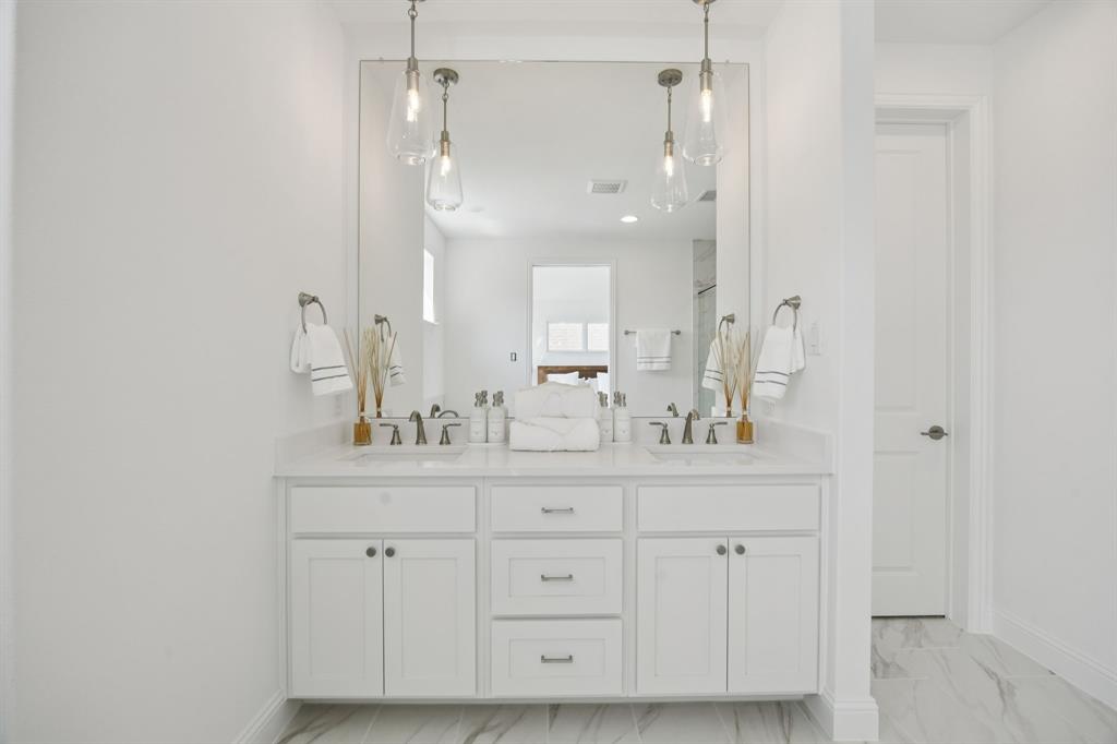 White Rock Trail Add - Residential