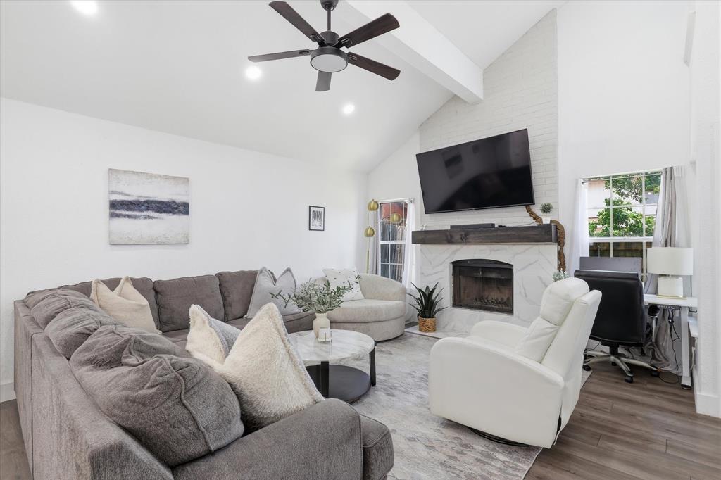 5321 Pocassett Drive