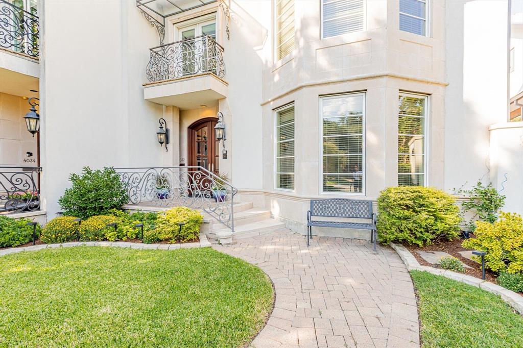 4032 Marquette Street